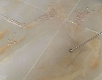 焦作瓷砖空鼓维修公司分享粘合剂选择不当在瓷砖铺贴过程中可能导致以下问题